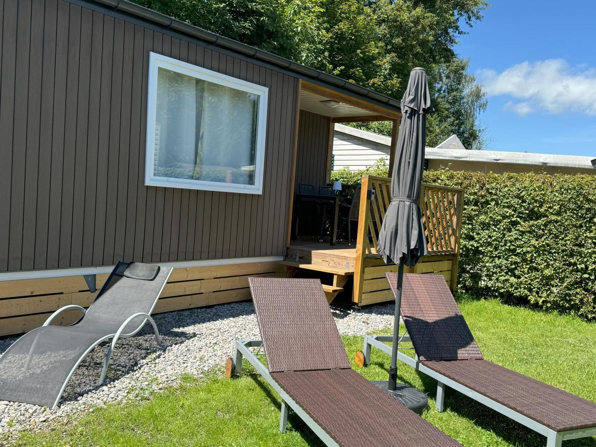 Am See 90 Seekirchen am Wallersee Kamer foto